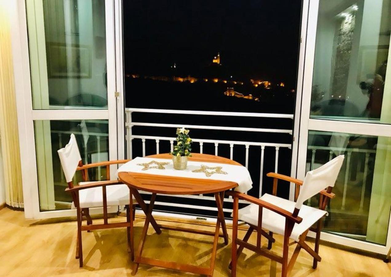 Tsarevets Panoramic Apartments Weliko Tarnowo Exterior foto